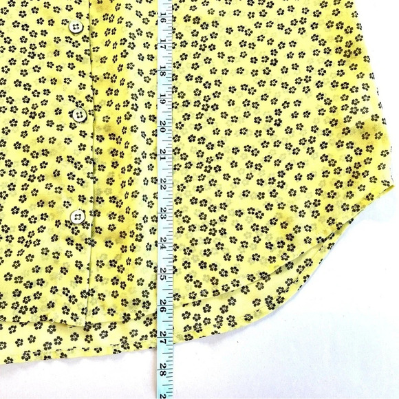 Cabi Bright Yellow Sheer Ditzy Daisy Button Down Shirt Blouse Medium - Picture 14 of 15